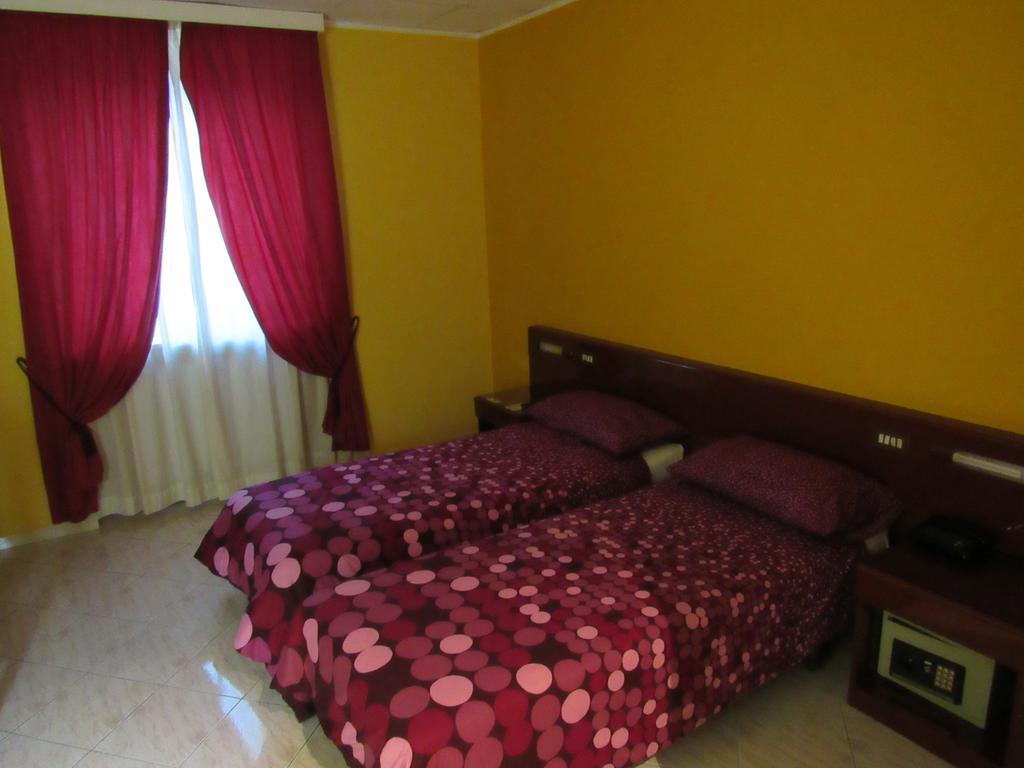 Hotel Elite San Mauro Torinese Phòng bức ảnh