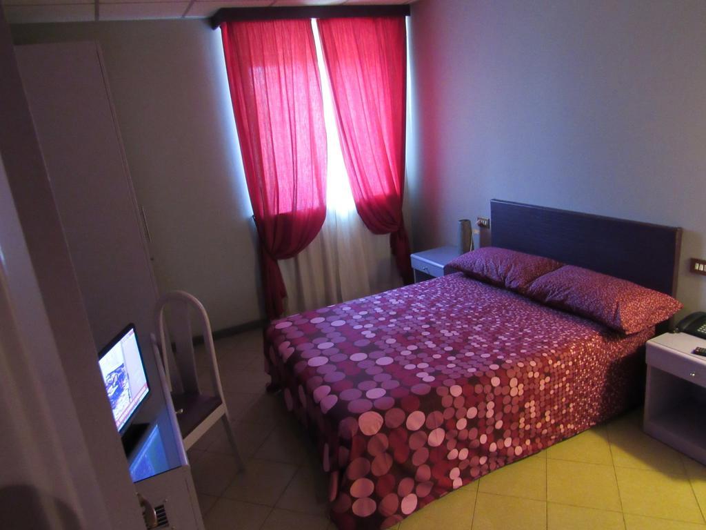 Hotel Elite San Mauro Torinese Phòng bức ảnh